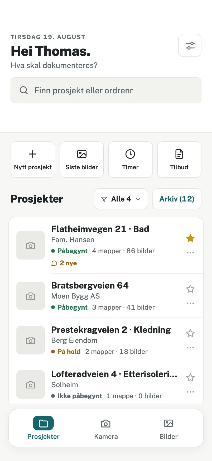 Enklis-appen på en mobil: forsiden med prosjektliste, søk og snarveier